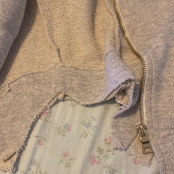 Cute sweater - Picture 4 of 8